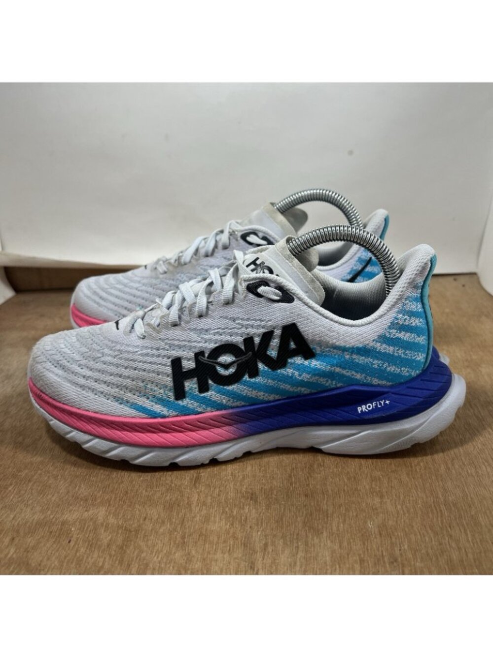 Hoka One One Mach 5 Womens Size 7 White Running Shoes Sneakers - Picture 3 of 9